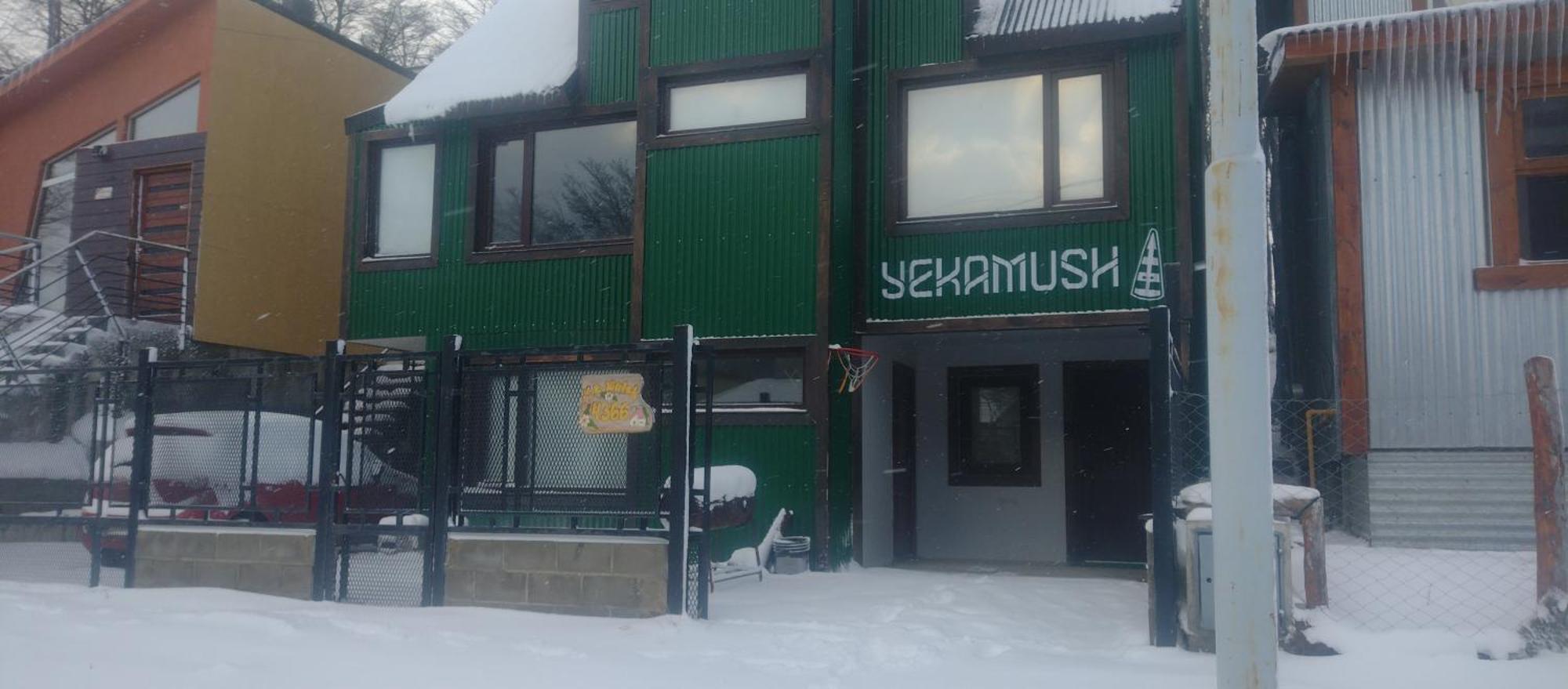 Departamento Yekamush 2 Ushuaia Apartment Bagian luar foto