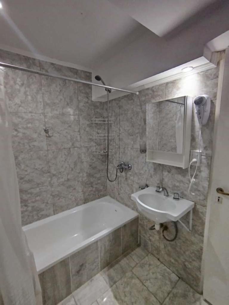 Departamento Yekamush 2 Ushuaia Apartment Bagian luar foto